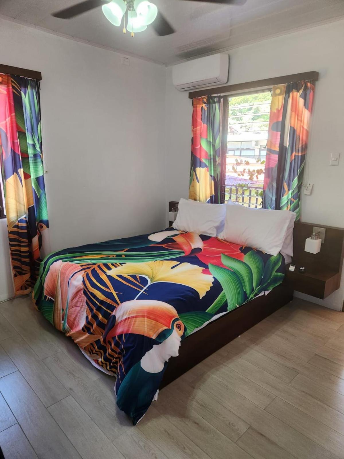 Hotel Villa Prats Manuel Antonio Luaran gambar
